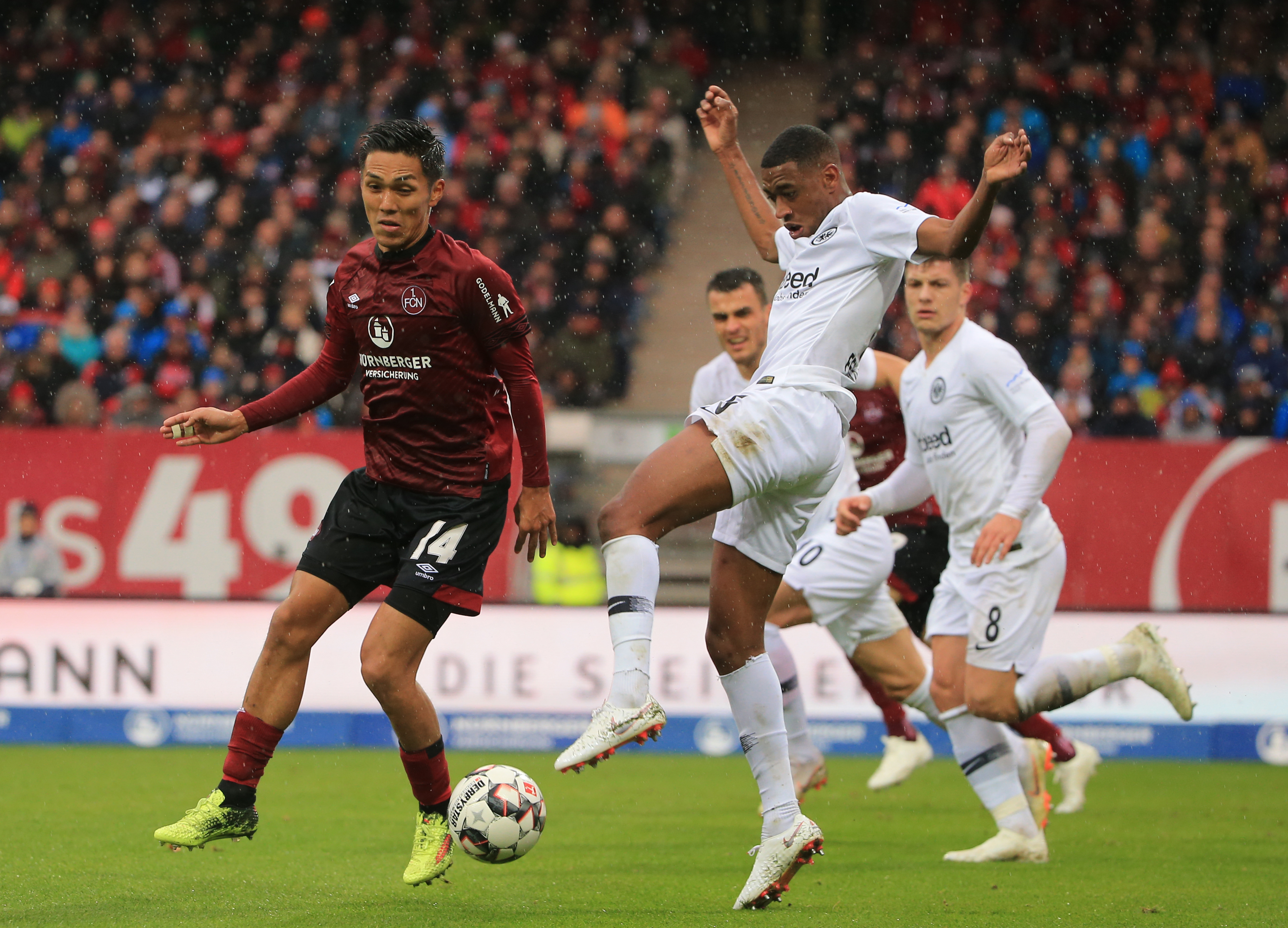 IM体育app-纽伦堡在德国足球联赛上大胜对手