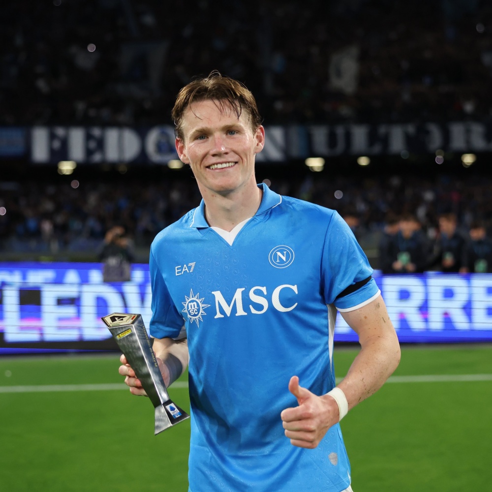 IM体育官方平台-那不勒斯逆转取胜，赢得三连胜