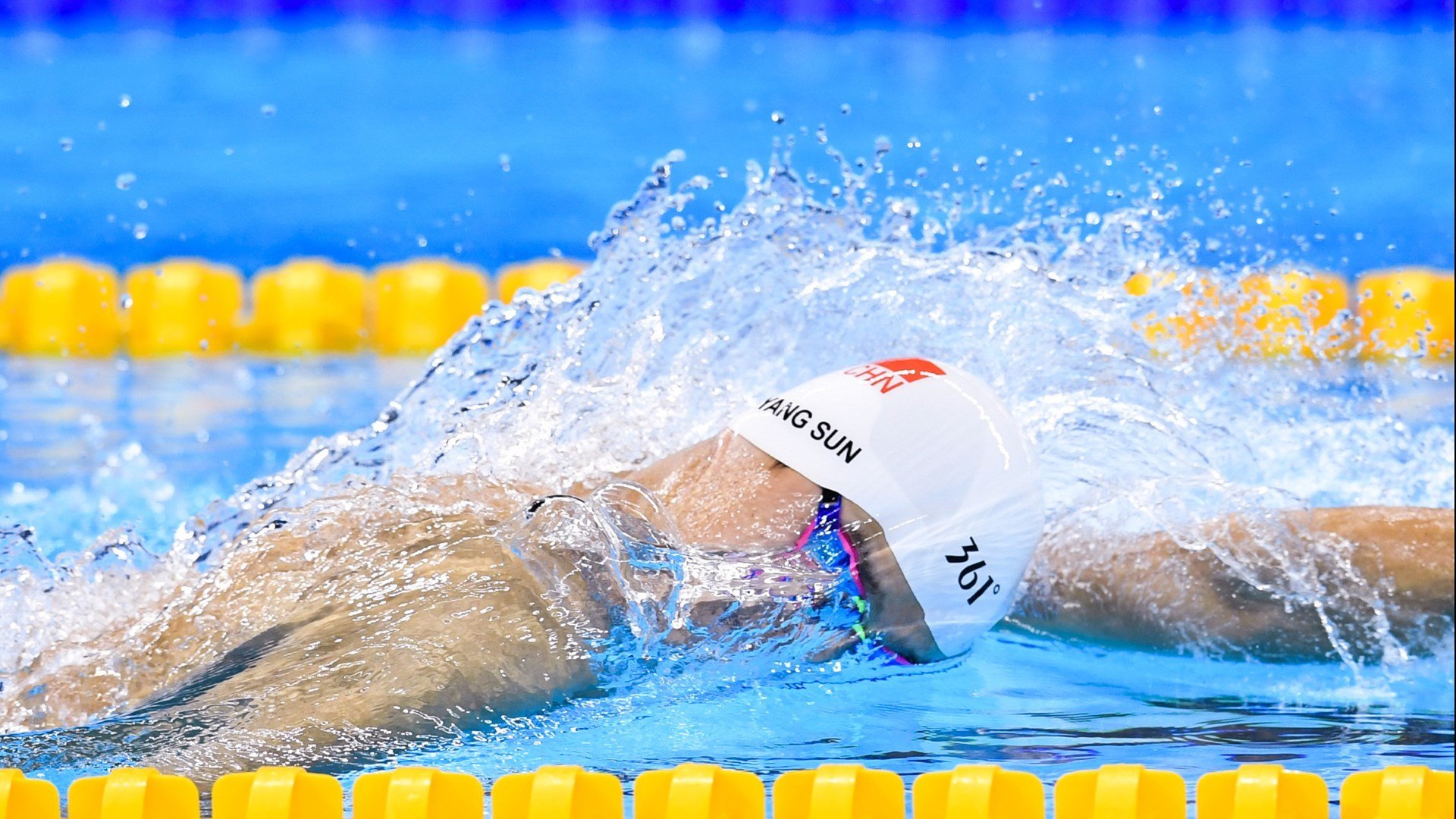 布伦森关键制胜背后，新疆队战术如何压制太阳火力