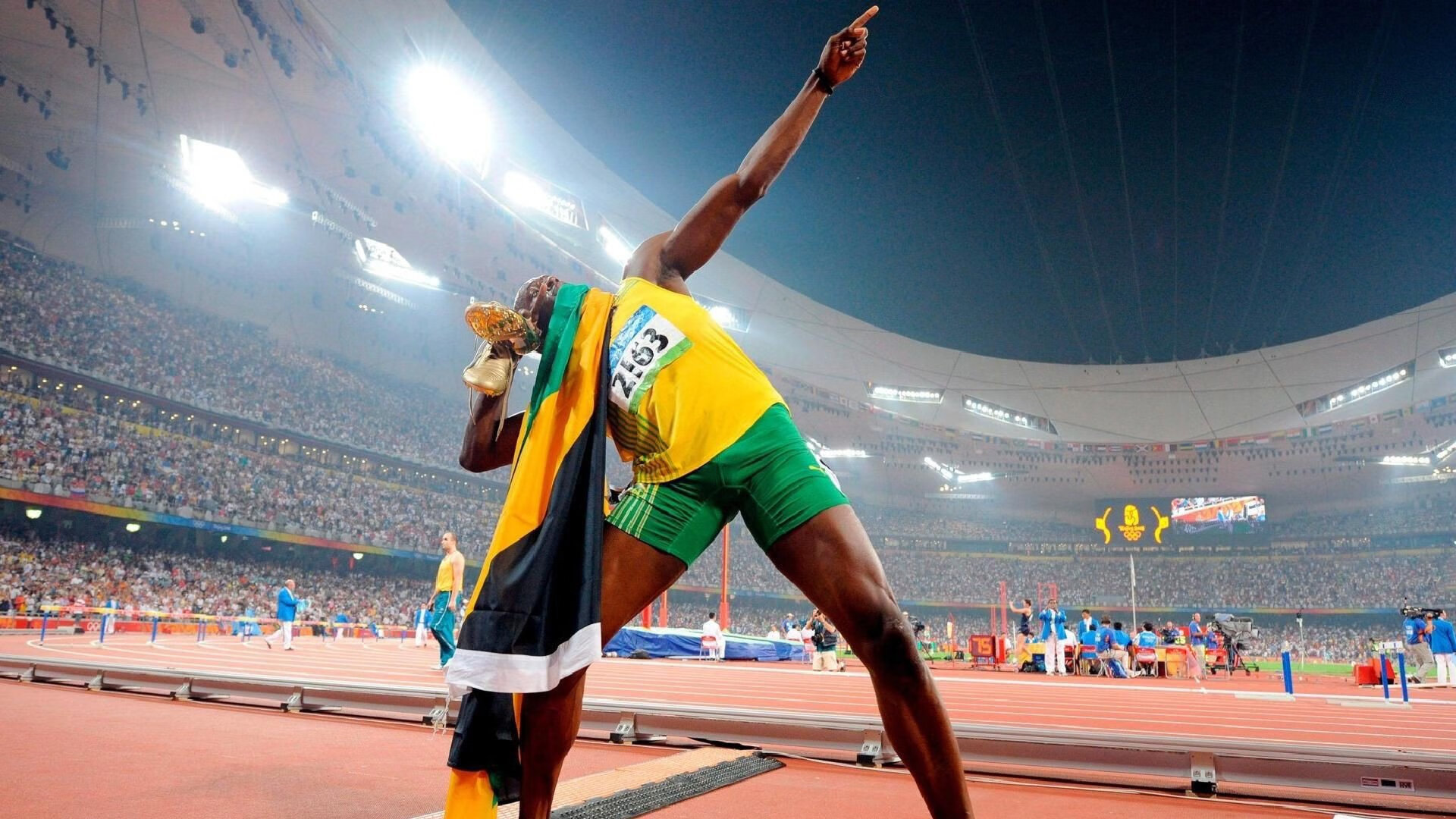 IM体育社区互动入口-赛道上的双重奏，索伯轻取哈斯，勒克莱尔刷新历史纪录